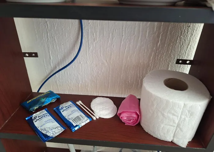 Habitación Independiente 5o Piso Sin Ascensor Pensión *